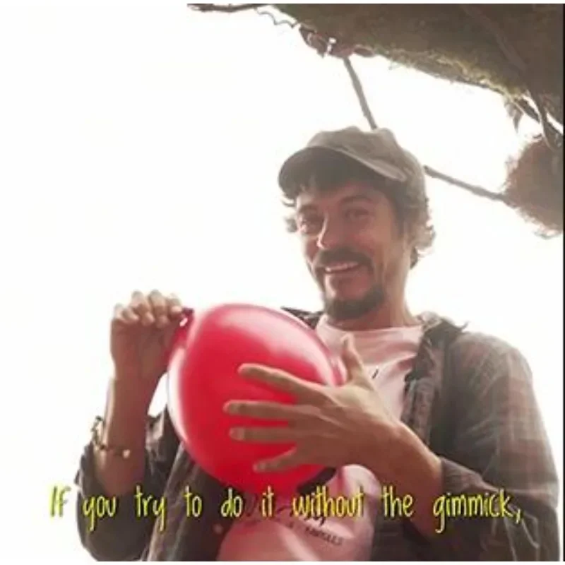 Lingua legata da Mario Lopez T - Party Games Mario recensione e prezzo